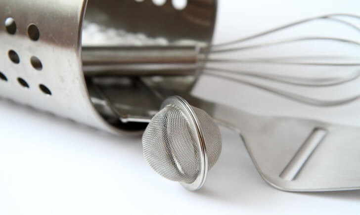 コーヒーフィルターがないときの代用品おすすめ4選 キッチンペーパーや茶こしが大活躍 Coffeely