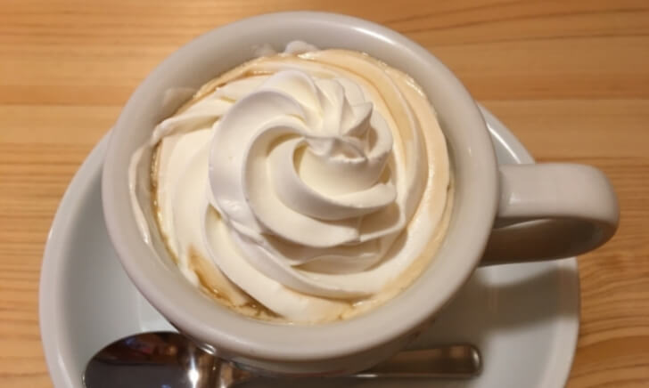 ウィンナーコーヒーが好き 基本の飲み方や自宅での作り方 アレンジ方法って Coffeely